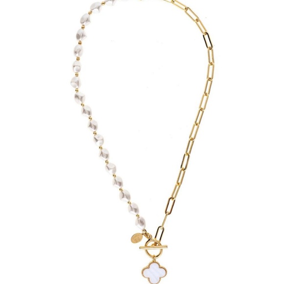 Rivka Friedman
Half Pearl + Half Paperclip Chain
Necklace with Clover Charm - Picture 4 of 4